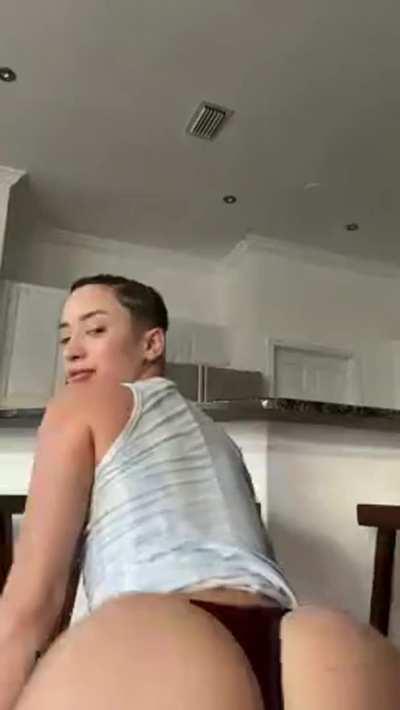 HER FULL PACK IN COMMENTS🔥🔥🔥