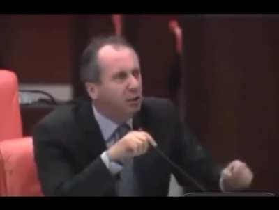 2023'e kadar bu moddayım, kendimi zor tutuyorum.