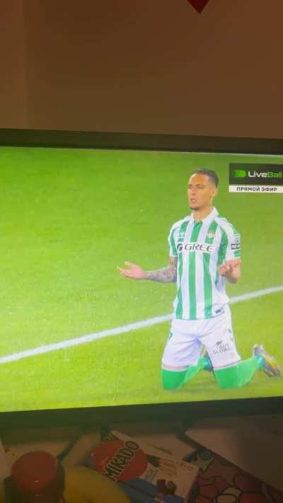 i just couldn’t hold my emotions