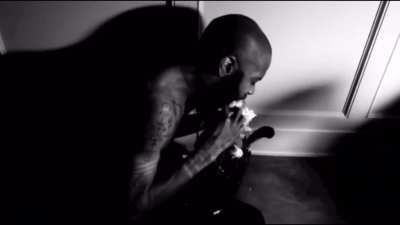 McRide eats flowers but with Minecraft eating sound