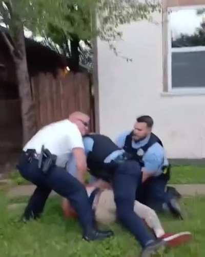 Cops try to arrest man as father claims that his son is being manhandled (St. Louis, MO, USA)