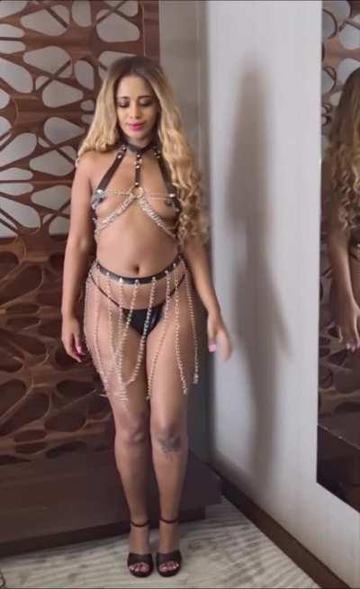 Can I be your weekend play thing?