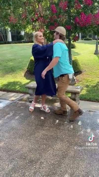 What a lovely couple