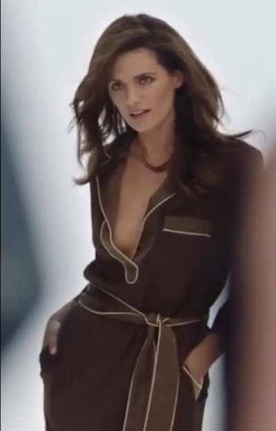 Small Clip from Absentia Photoshoot
