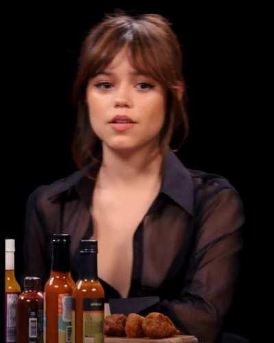 Jenna Ortega is so hot