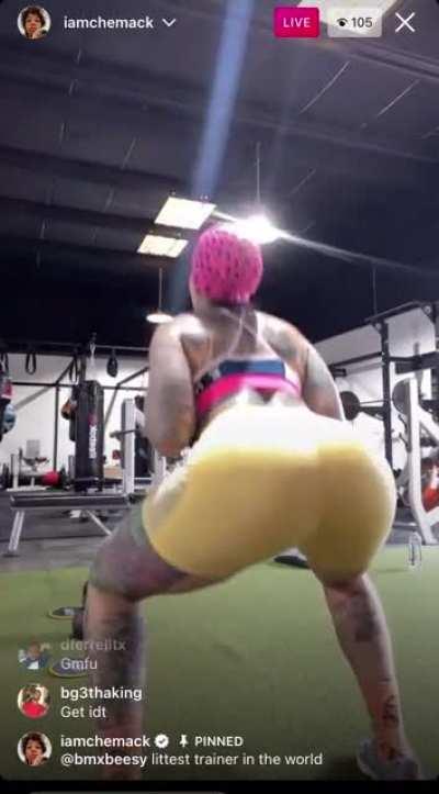 The fact she natural 😩😈