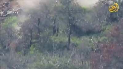 Rebel from Jaish al-Fatah is killed while storming a hilltop position in Latakia, Syria (June 2016)