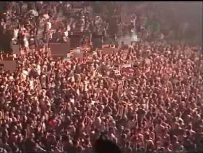 The best live version of Goddamn Electric ever, in my opinion. The way the crowd breaks into “Pantera” chants at the end followed by the band joining in and synchronizing instrumentally with the chanting is nothing short of amazing.