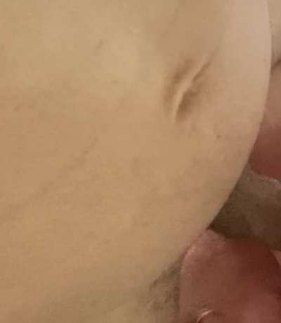 a new twist on a kiss…