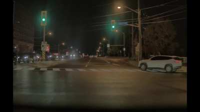 Perfectly mistimed right-on-red