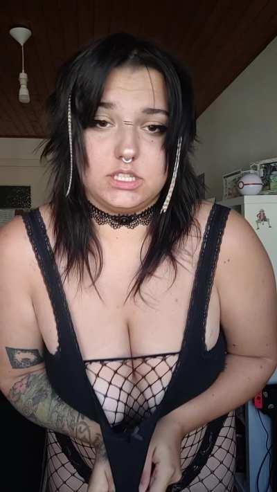 Fishnets are made for boobies