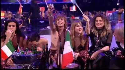 Nimeni nimic, Italia la Eurovision...