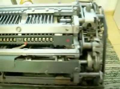 What happens if you divide by zero on a mechanical calculator?