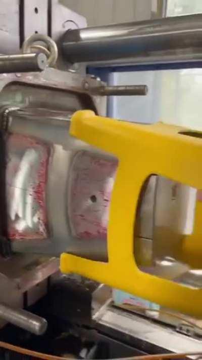 Forming a plastic stool