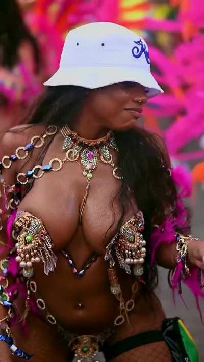 Get on bad (📷:@bajantube)