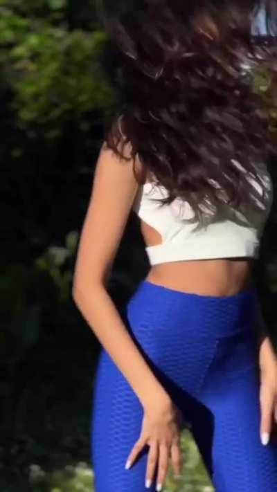 Vishnupriya 🍑🤤🥵💦