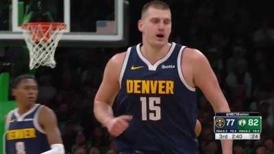 [Highlight] Jokic dives to the paint and scopes a spinning dime to the cutting Watson