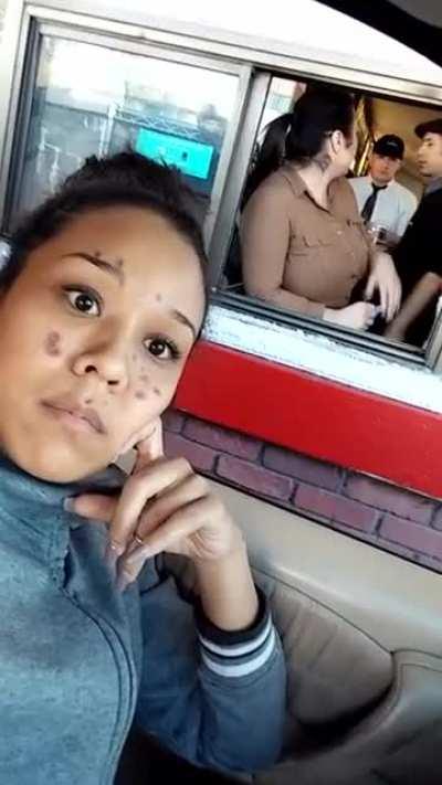 Influencer and full-time blogger has meltdown at McDonald's drive-thru over