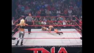 Tara dominating Velvet Sky
