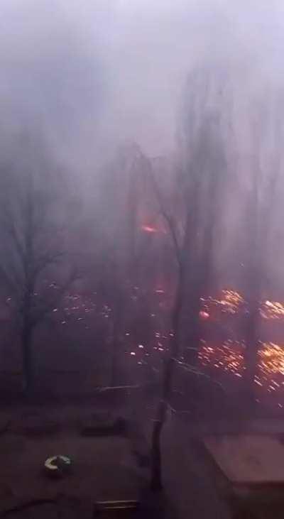 Terrible scene at site of Brovary helicopter crash near Kyiv that apparently killed Ukraine's Minister of the Interior, and a child, and approx 12 others