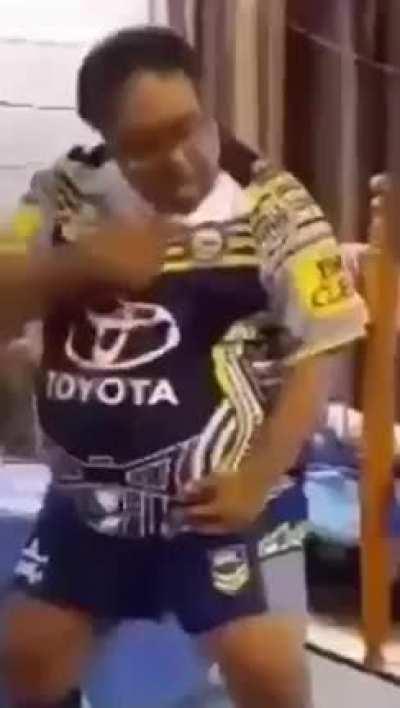 HEY! MANLY 7! YOU JUST LOST TO THE COWBOYS!