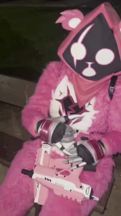 I LOVE THIS COSPLAY (Vid by:Paisathrash)  