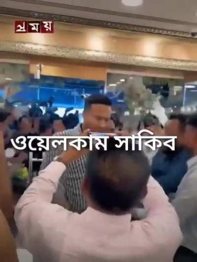 Angelo Mathews is a happy man now. 