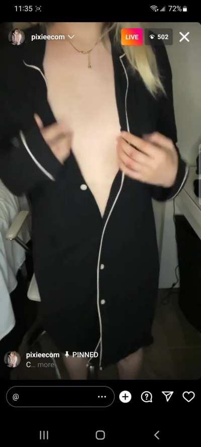 Who is she!? Vid 2022-28-8 11:20pm