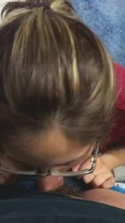 Latina gave good head