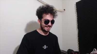 Arkadaşımın yaptığı espriyi yarım saat sonra anlayınca...