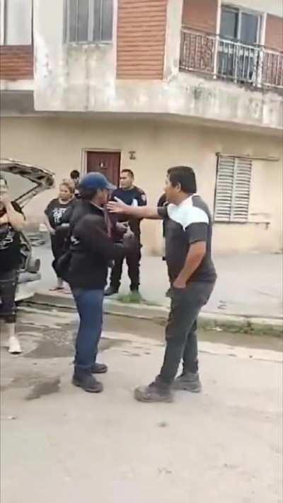 Jujuy: Productor tuvo un accidente vial y cuando llegaron los agentes de tr&aacute;nsito le quisieron incautar los huevos