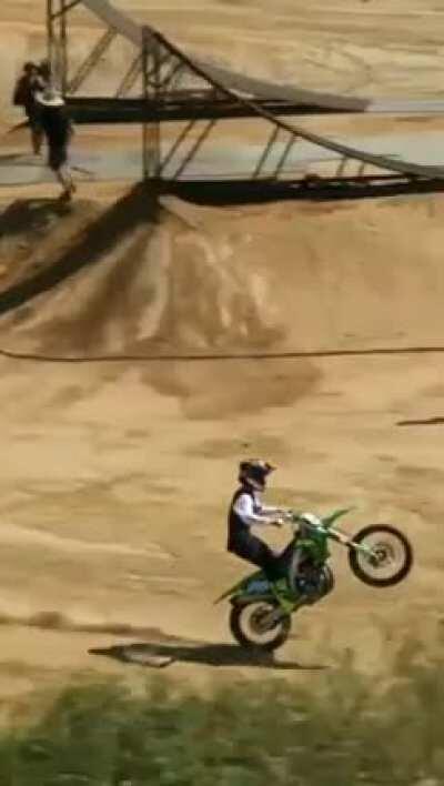 Looks wheelie hard to pull off