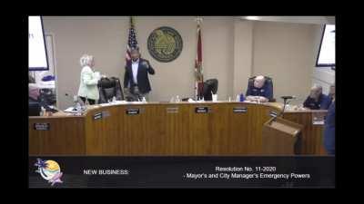 City Commissioner vs City Mayor over doing nothing while citizens utilities are shut off during Coronavirus Pandemic.