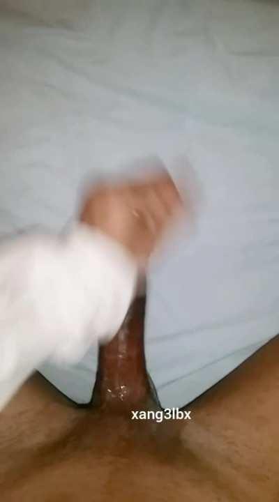 would you give it a kiss if your partner was watching? 😇