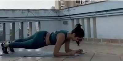 That Mighty Ass of Katrina Kaif's 😋