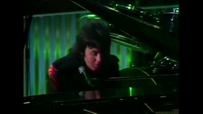 Paul  McCartney  &  Wings  -  Live And Let Die  (James Paul McCartney TV Show 1973) HQ