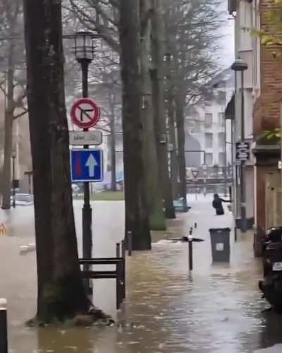 Heavy flooding hits Brittany region of France [January 26, 2025]
