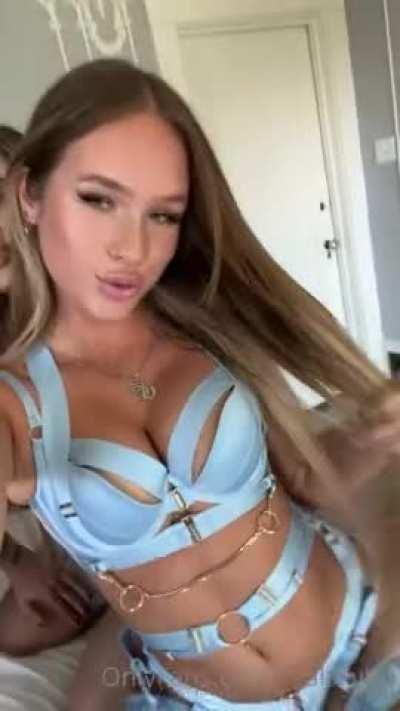 Angelas Angels 7 hotties group JOI