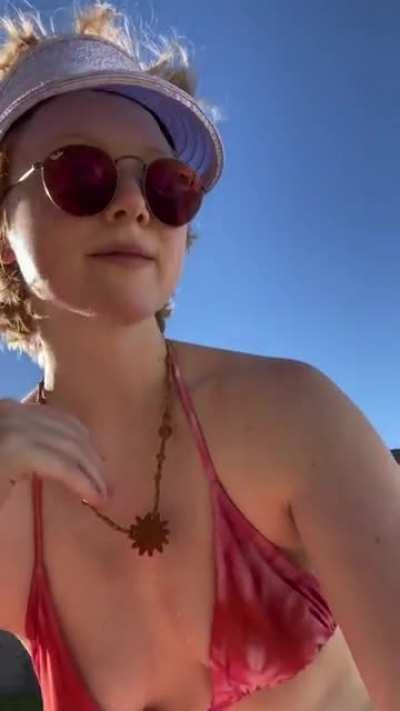 Molly C Quinn
