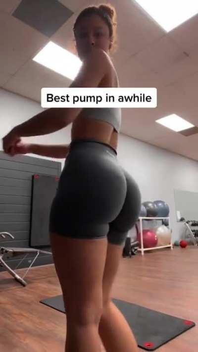 Thickfit….. tights hanging on for dear life