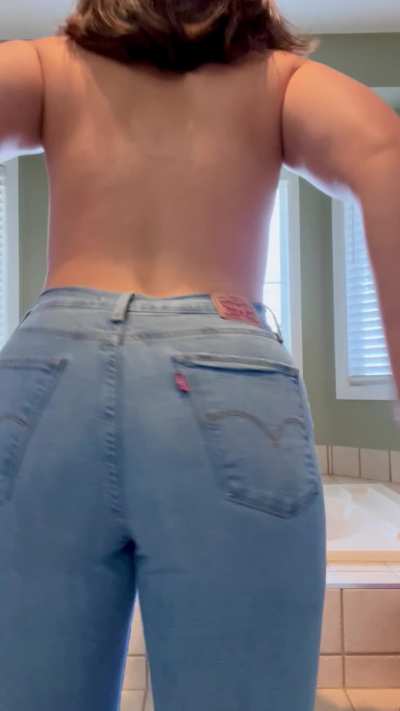 Not too tight, just the right fit I’d say 😋