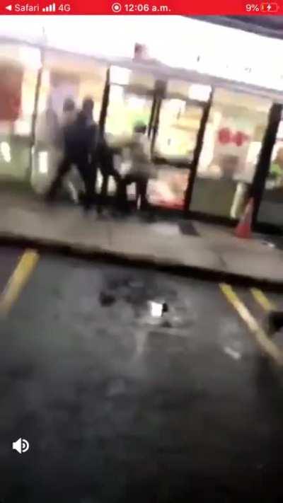 Man gets beaten and robbed