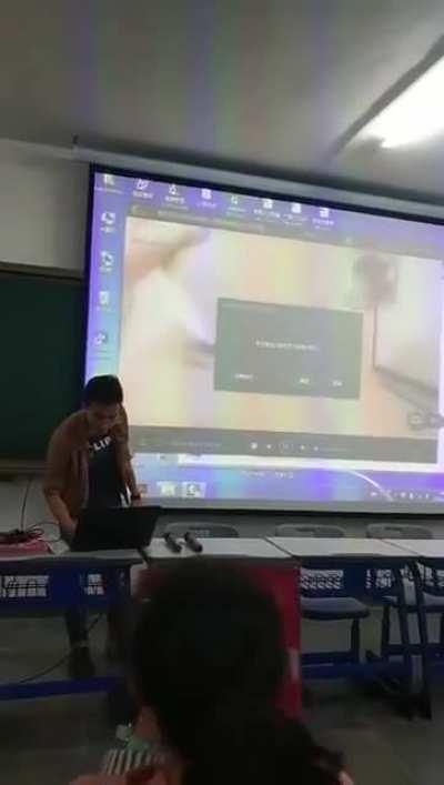 teacher not checking his drive before class