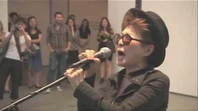 Yoko Ono ruining Careful With That Axe Eugene (1969, colourized)