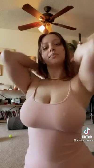 tienen algo de ella????