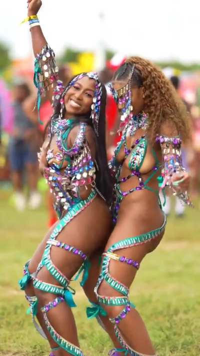 Get it in with friend