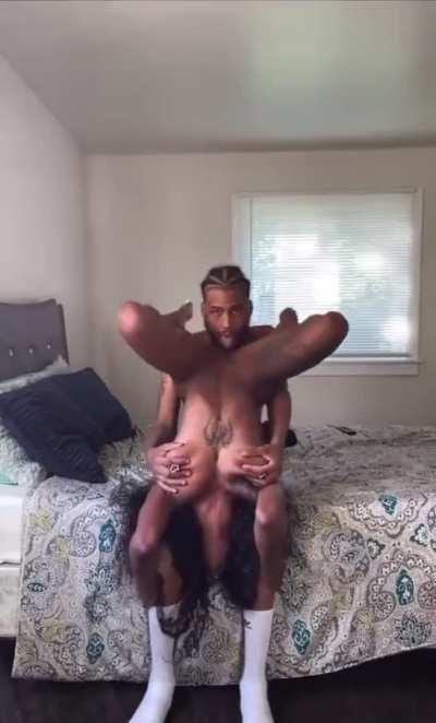 Eat that pussy 🤤🤎