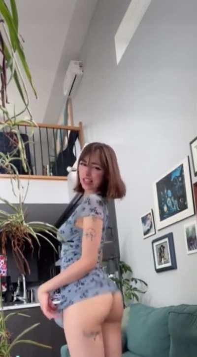 Can someone put kemono's posts in this group?