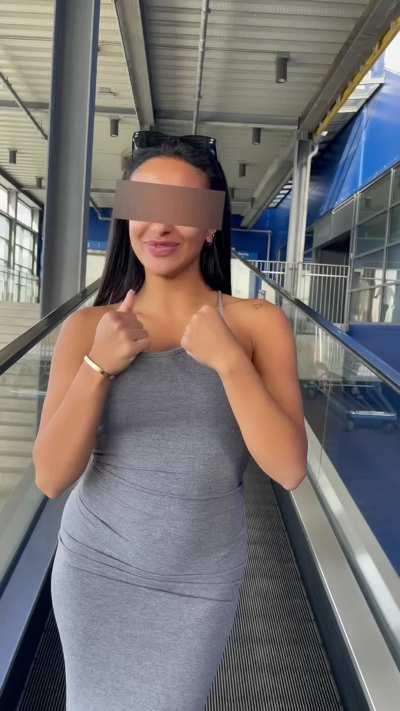 Suprise flash at Ikea!