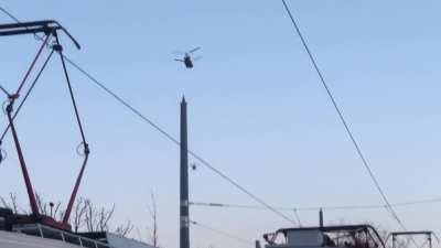 US(?) military helicopters (Chinook Ch-47) flew over Budapest on Wednesday afternoon.
